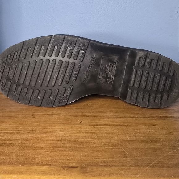 Day Of The Dead 1460 Dr.Martens Skull Pattern Boots - Picture 7 of 13